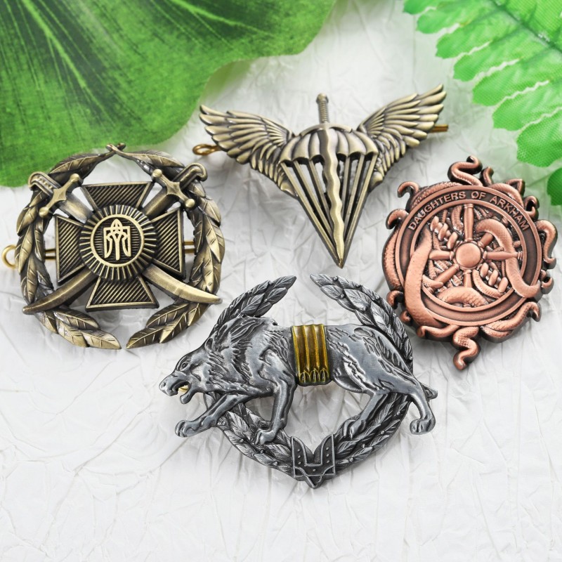 Custom irregular‑Shaped Enamel Lapel acus