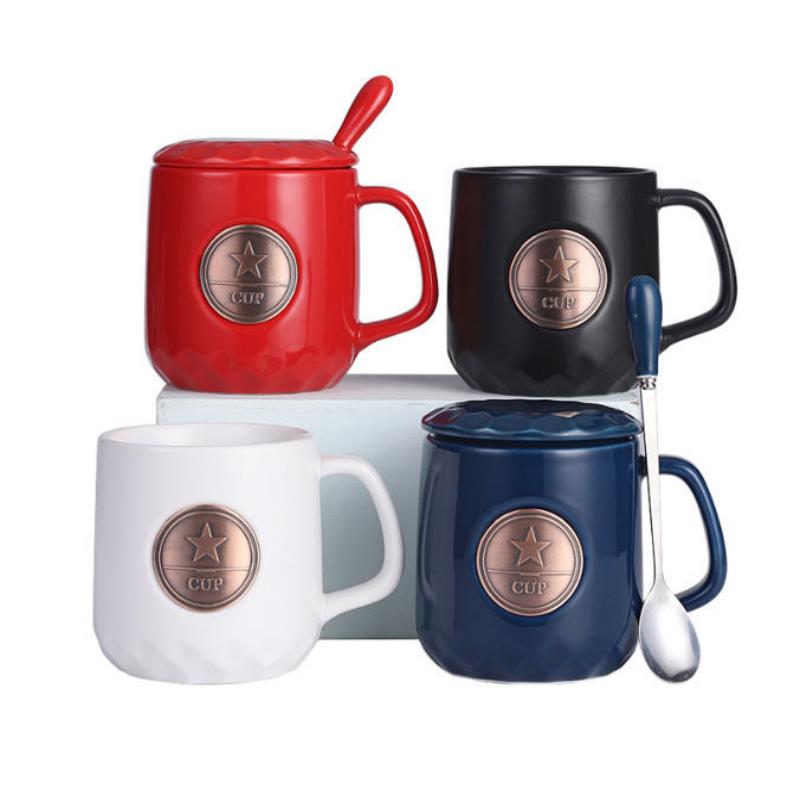 Star Metal Badge 400ml Ceramic Coffee Mug Cum Lid et Cochleari